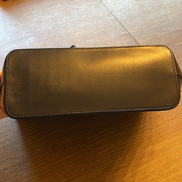 Kate Spade Tote Bag - Picture 4 of 12